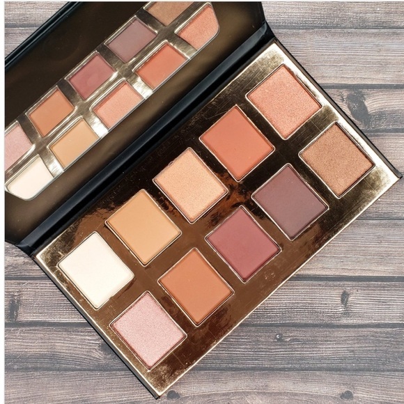 CROWN BRUSH - 10 SHADE EYESHADOW PALETTE - FUEGO. - Picture 8 of 13